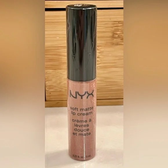 Makeup Lot Ipsy Birchbox Samples High End Cargo Benefit Briogeo NYX DLS Bag - Picture 4 of 15